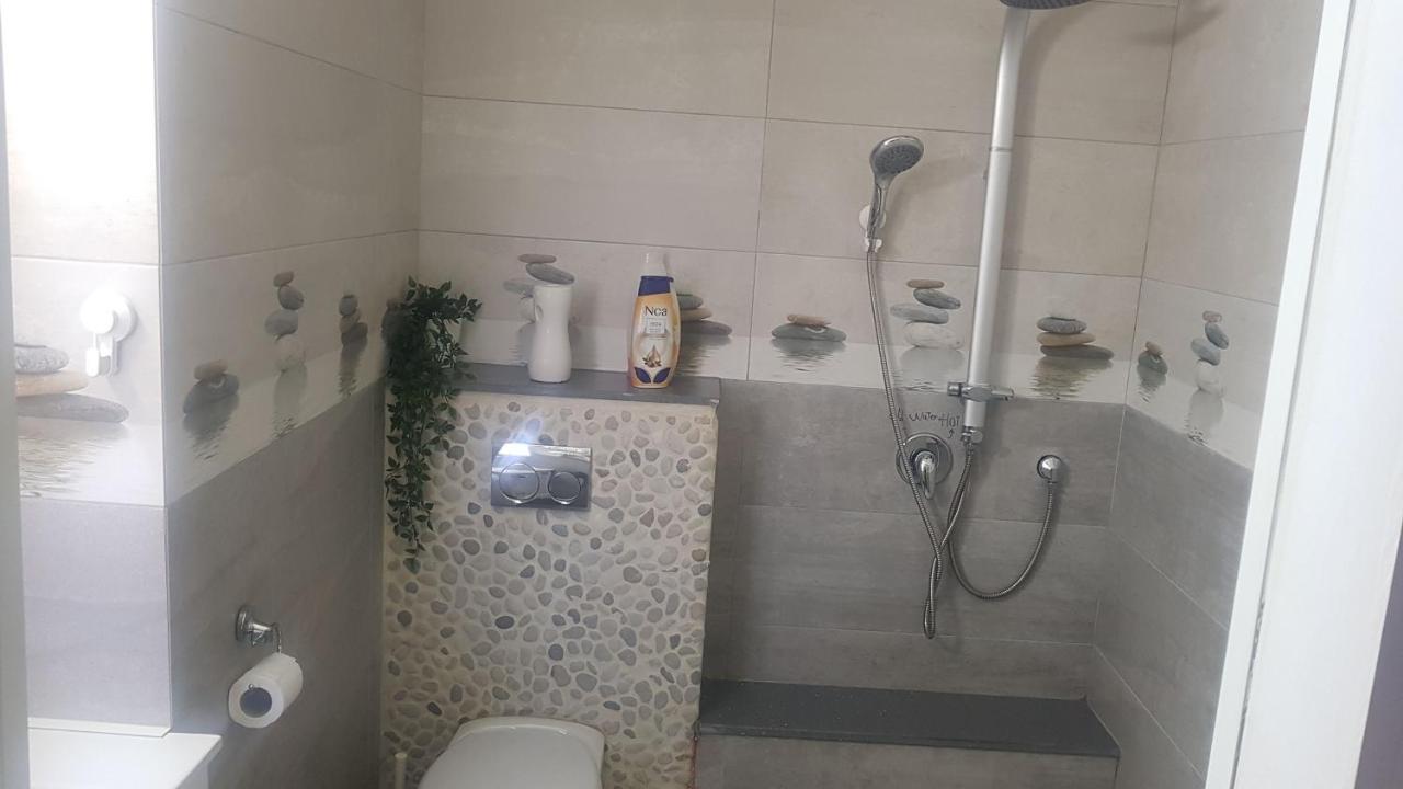Yifat'S Rooms Dead Sea Neve Zohar Exterior photo